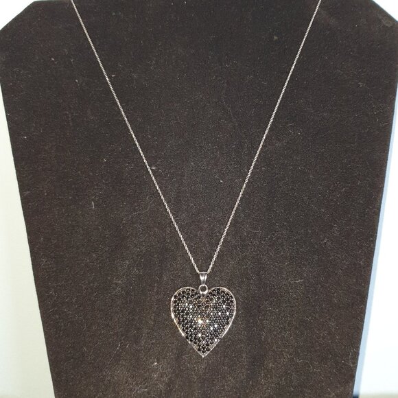 🖤 Elegant Black Spinel 925 Sterling Silver Heart Pendant Necklace🖤 - Picture 14 of 14